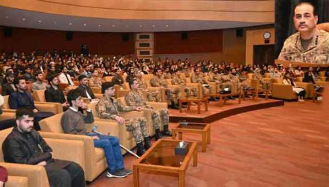 مسلح افوج دفاع وطن کیلئے اپنے عوام کے ساتھ متحد ہو کر کھڑی ہیں، آرمی چیف