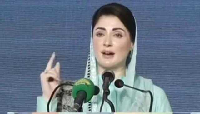 سرحدوں پر تناؤ ، ہمیں جلاؤ گھیراؤ والوں کے ساتھ نہیں، پاک فوج کے ساتھ کھڑا ہونا ہے، مریم نواز