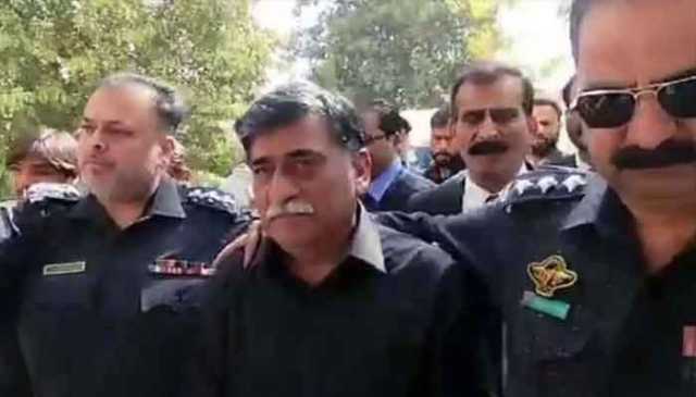 ڈمپر جلانے کا مقدمہ: آفاق احمد اور ساتھیوں پر فرد جرم عائد کرنے کی تاریخ مقرر