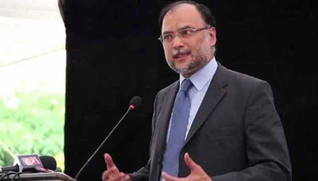بھارت کو دن میں تارے دکھا دیے، احسن اقبال