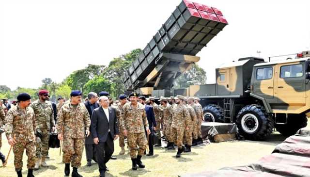 صدر مملکت آصف علی زرداری کا گوجرانوالہ کنٹونمنٹ کا دورہ، مسلح افواج کو زبردست خراج تحسین