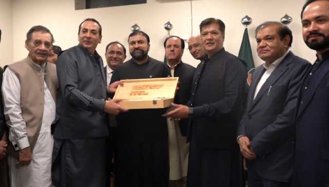 صدر ایف پی سی سی آئی کی قیادت میں بزنس کمیونٹی کا بلوچستان کا اہم دورہ