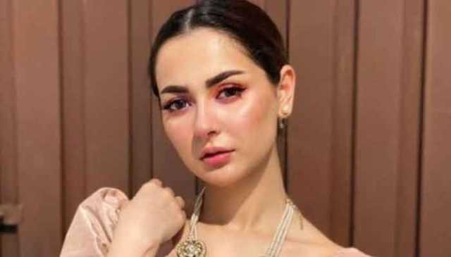 ہانیہ عامر کا بھارتی میڈیا کو منہ توڑ جواب، خود سے منسوب جھوٹی خبروں کی سختی سے تردید