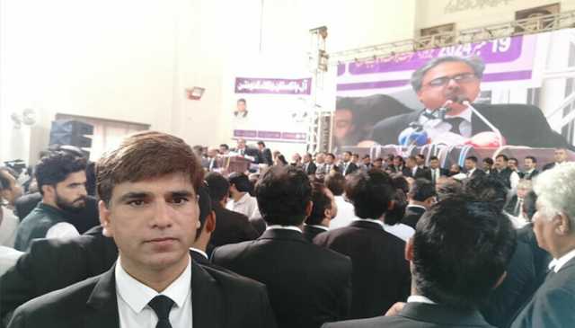 عمران خان اور سیاسی کارکنوں کو فوری رہا کیا جائے، آل پاکستان وکلا کنونشن اعلامیہ