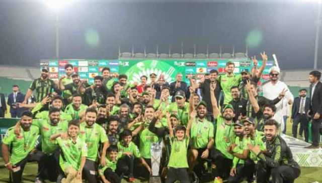 وزیر اعظم کی لاہور قلندرز کو پی ایس ایل 10 جیتنے پر مبارکباد