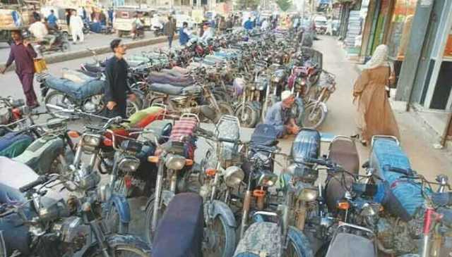 کراچی: ٹریفک قوانین کی خلاف ورزی پر کریک ڈاؤن جاری، 43 ہزار موٹرسائیکلیں ضبط