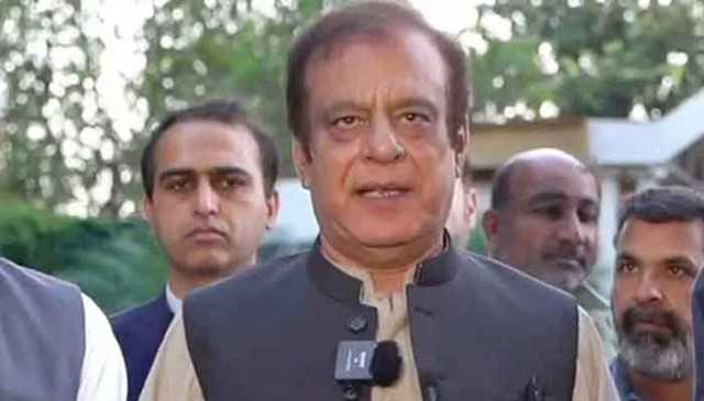 وزیراعظم اور عسکری قیادت اے پی سی میں تمام سیاسی قیادت کو بلائیں، شبلی فراز