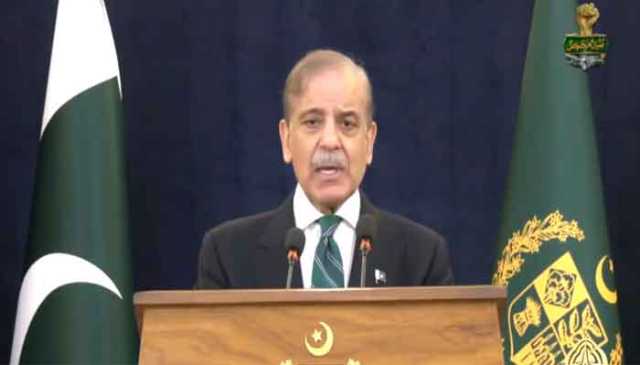 کوئی ہماری خود مختاری کو چیلنج کرے تو سیسہ پلائی دیوار بن جاتے ہیں: وزیراعظم
