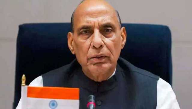 آئی ایم ایف کو پاکستان کیلئے ایک ارب ڈالر کے قرض پر نظر ثانی کرنا چاہئے، راج ناتھ سنگھ