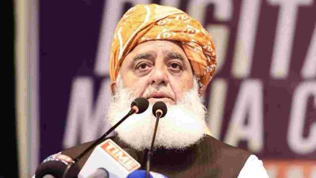 اسرائیل کا احتساب ہونا چاہیے، امت مسلمہ ایران کے ساتھ ہے، مولانا فضل الرحمان