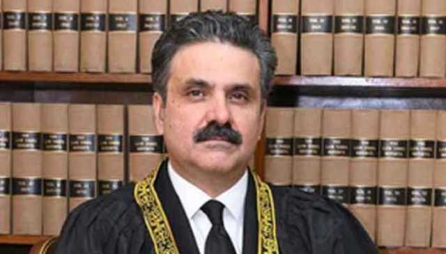 لوگوں کو انصاف دلائیں گے، پہلی ترجیح عوامی شکایات دُور کرنا ہے، چیف جسٹس آف پاکستان
