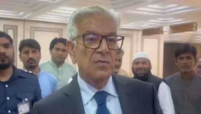 فیلڈ مارشل کی امریکی صدر سے ملاقات؛ آنے والے دنوں میں خوش آئند باتیں نکلیں گی، خواجہ آصف