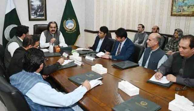 خیبر پختونخوا کابینہ اجلاس: وزیراعلیٰ کی بانی سے ملاقات کے بعد بجٹ منظوری کا فیصلہ