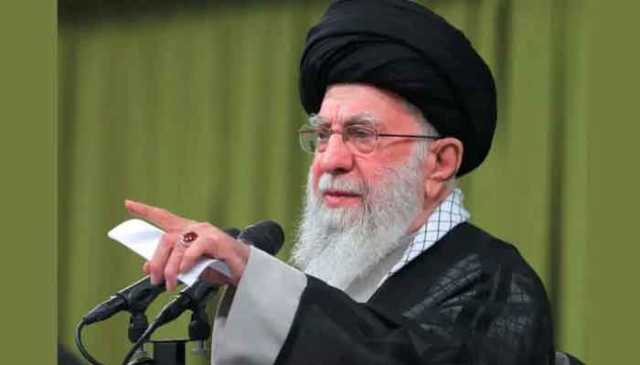 ایرانی سپریم لیڈر آیت اللہ خامنہ ای نے جانشین کیلئے 3 نام تجویز کر دیئے