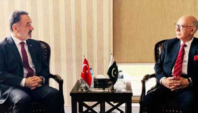 پاکستان مسلم لیگ (ن) کے سینیئر راہنما اور سینیٹ کی امور خارجہ کمیٹی کے چیئرمین سینیٹر عرفان صدیقی سے ترکیہ کے سفیر ڈاکٹر عرفان نذیر اوغلو کی ملاقات
