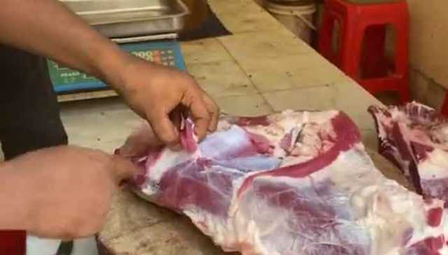 قربانی کا جانور خود ذبح کرنا ہے تو کن باتوں کا خیال رکھنا ضروری ہے؟
