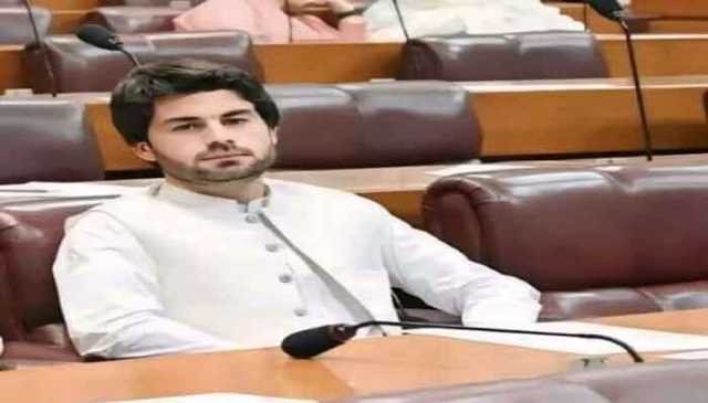 باجوڑ: وزیراعظم کے معاون خصوصی مبارک زیب کے گھر پر راکٹ حملہ