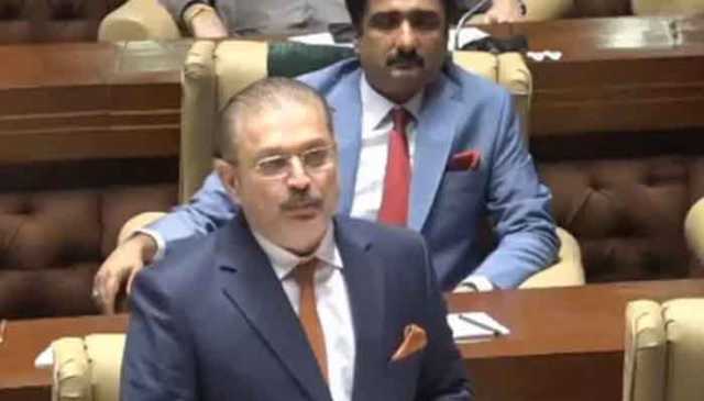 گاڑیوں کی فٹنس کیلیے سندھ حکومت نے مشنری کی خریداری کا فیصلہ کیا ہے، شرجیل میمن