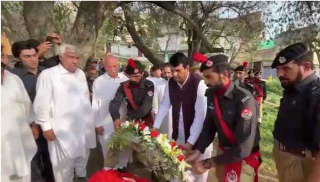 بنیان مرصوص کے جذبے سے دہشت گردی کا خاتمہ کریں گے، امیر مقام