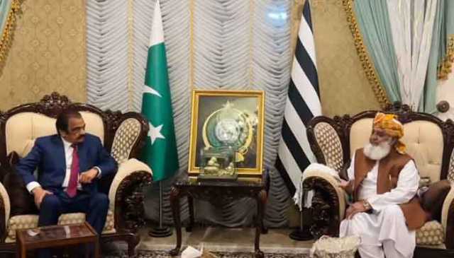 فضل الرحمان سے امیر مقام اور رانا ثناء اللہ کی ملاقات، پختونخوا میں پارٹی پوزیشن پر مشاورت