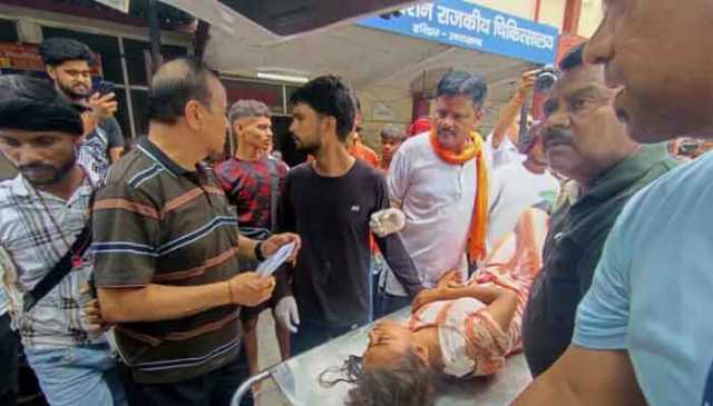 بھارتی ریاست اتراکھنڈ میں مندر میں بھگدڑ، 6 افراد ہلاک