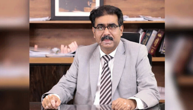 خاتون محتسب پنجاب کا فیصلہ بد دیانتی قرار، گورنر نے فیصلہ جاری کردیا