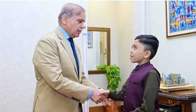 طلحہ احمدکو وزیراعظم نےبطور انعام کتنی رقم دی اورکیاپیشکش کی؟