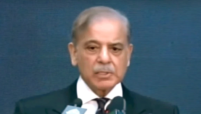 پاکستان کو پولیو فری بنانے اور ہر بچے کو موذی مرض سے بچانے کیلیے پُرعزم ہیں، وزیرِ اعظم