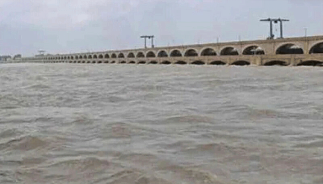 دریائے سندھ میں تربیلا، کالا باغ، چشمہ، تونسہ کے مقام پر پانی کی سطح میں اضافہ