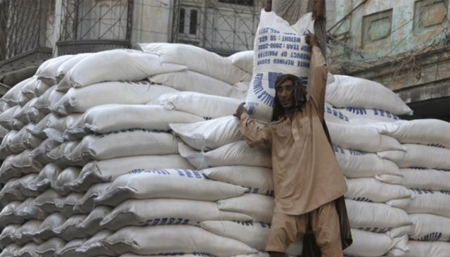   حکومت کا سخت ایکشن، ملک بھر میں موجود چینی کا تمام ذخیرہ اپنے کنٹرول میں لے لیا