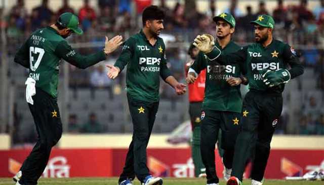 شاہینوں کا پلٹ کا وار، بنگلہ دیش کو 74 رنز سے شکست دیدی