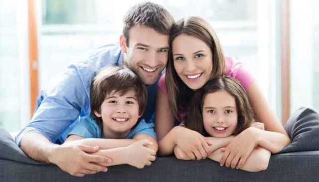 ماں یا باپ، بچوں کو خوبصورتی کس سے ملتی ہے؟