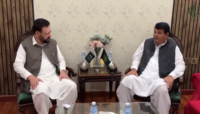 سیلاب متاثرین کی بحالی اولین ترجیح،وزیراعظم جلد گلگت بلتستان کا دورہ کریں گے، امیر مقام
