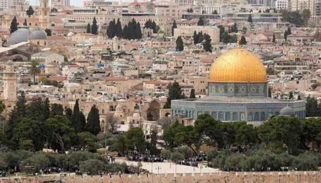 اسرائیلی وزیر بن گویر کی قیادت میں سیکڑوں یہودی مسجد اقصیٰ میں داخل 