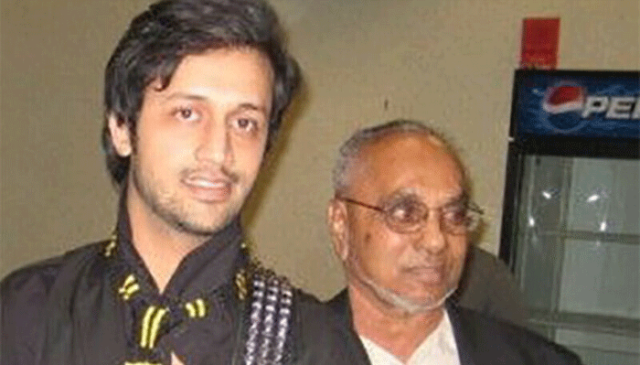 عاطف اسلم کے والد کاانتقال