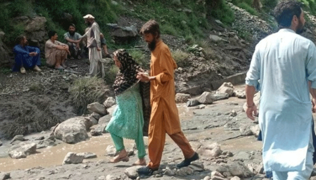 باجوڑ ، کلاؤڈ برسٹ اور لینڈسلائیڈنگ، 9 افراد جاں بحق، متعدد لاپتہ