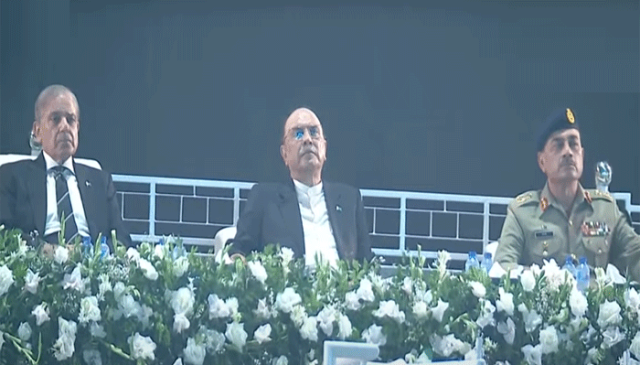 یومِ آزادی اور معرکۂ حق کی یاد میں رنگا رنگ تقریب، قوم دہری خوشی میں سرشار 