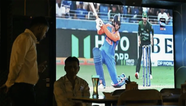 بائیکاٹ سے یوٹرن؛ بھارت میں ایشیا کپ فائنل 100 سے زائد سینما گھروں میں دکھائے جانے کا اعلان