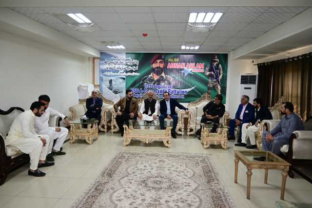 میجر عدنان اسلم شہید قوم کے ہیرو ہیں، قربانی کبھی رائیگاں نہیں جائے گی، عاطف اکرام شیخ