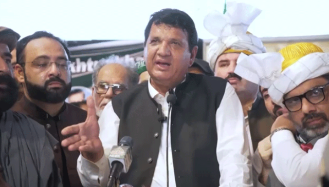 ریلیف سرگرمیوں کی نگرانی وزیراعظم کی عوام دوستی کا ثبوت ہے،امیرمقام