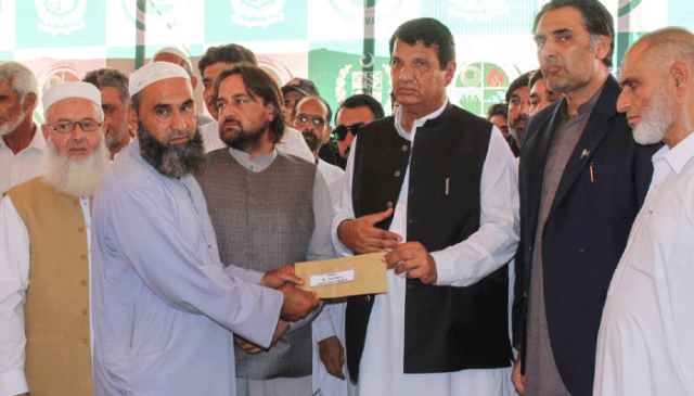 سیلاب متاثرین خود کو اکیلا نہ سمجھیں، وفاقی حکومت مکمل بحالی تک انکے ساتھ ہے،امیرمقام