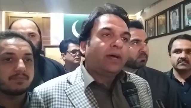 نیپال میں نوجوانوں کی تحریک شدت اختیار کر گئی، حکمرانوں کیلئے خطرے کی گھنٹی، سینیٹر محمد عبدالقادر