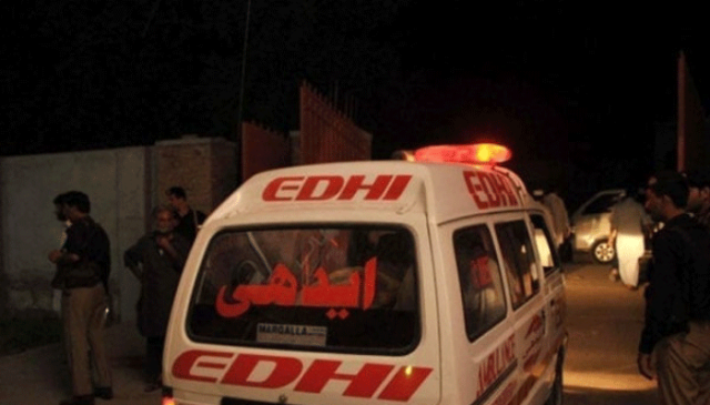 قومی شاہراہ پر مسافر کوچ الٹ گئی، 5 افراد جاں بحق، 20 زخمی