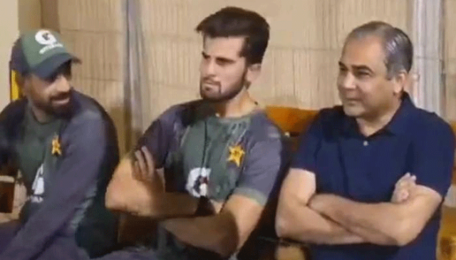 بھارت سے میچ سے قبل چیئرمین پی سی بی کی قومی ٹیم سے ملاقات