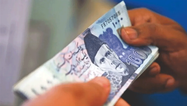 مالی مشکلات کے باعث حکومت نے پروویڈنٹ فنڈز پر منافع میں 1.51 فیصد کمی کر دی