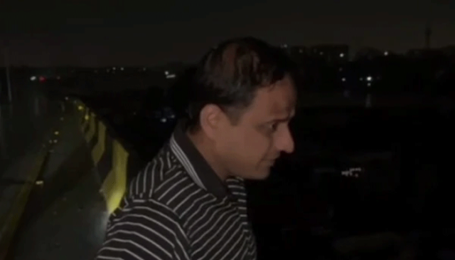 میئر کراچی نے شہر کو کلیئر قرار دے دیا، تمام مرکزی سڑکیں کھول دی گئیں