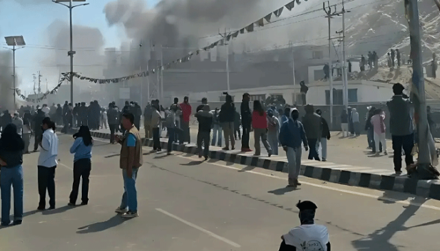 لداخ میں سیاسی بےچینی شدت اختیار کر گئی، سماجی کارکن سونم وانگ چک گرفتار