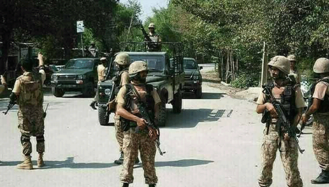 شیرانی: دہشتگردوں کے لیویز اور پولیس تھانوں پر حملے، 4 اہلکار شہید، 6 شدید زخمی