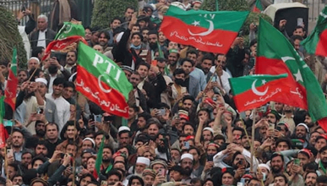 تحریک انصاف نے 27 ستمبر کے جلسے میں بدنظمی کے ذمہ داروں کے تعین کیلئے کمیٹی شکیل دے دی