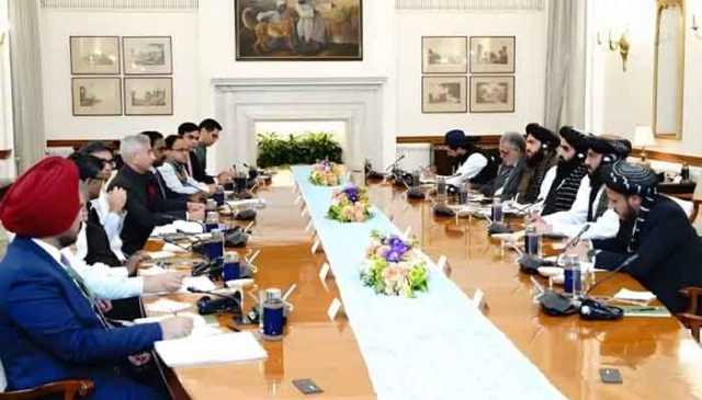 افغان وزیر خارجہ کی پریس کانفرنس میں خاتون صحافیوں پر پابندی، بھارتی حکام وضاحتوں پر مجبور